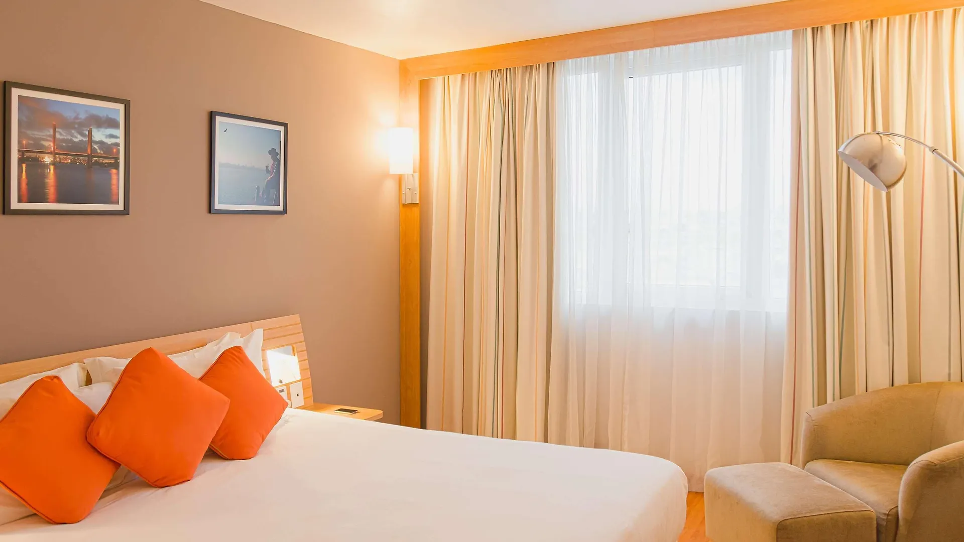 Novotel Porto Alegre Airport 4*,